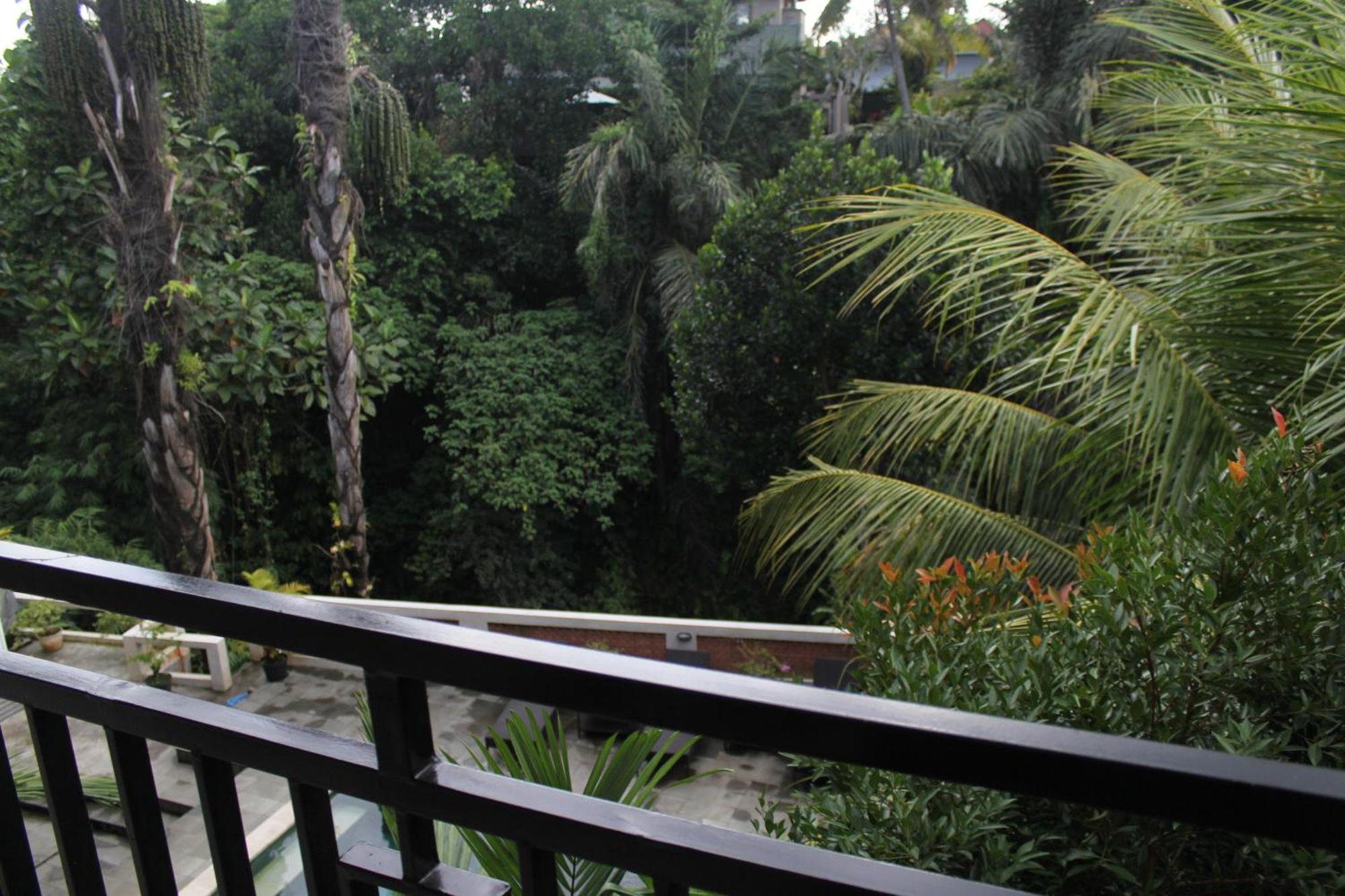 Hanaka Riverside Ubud Экстерьер фото