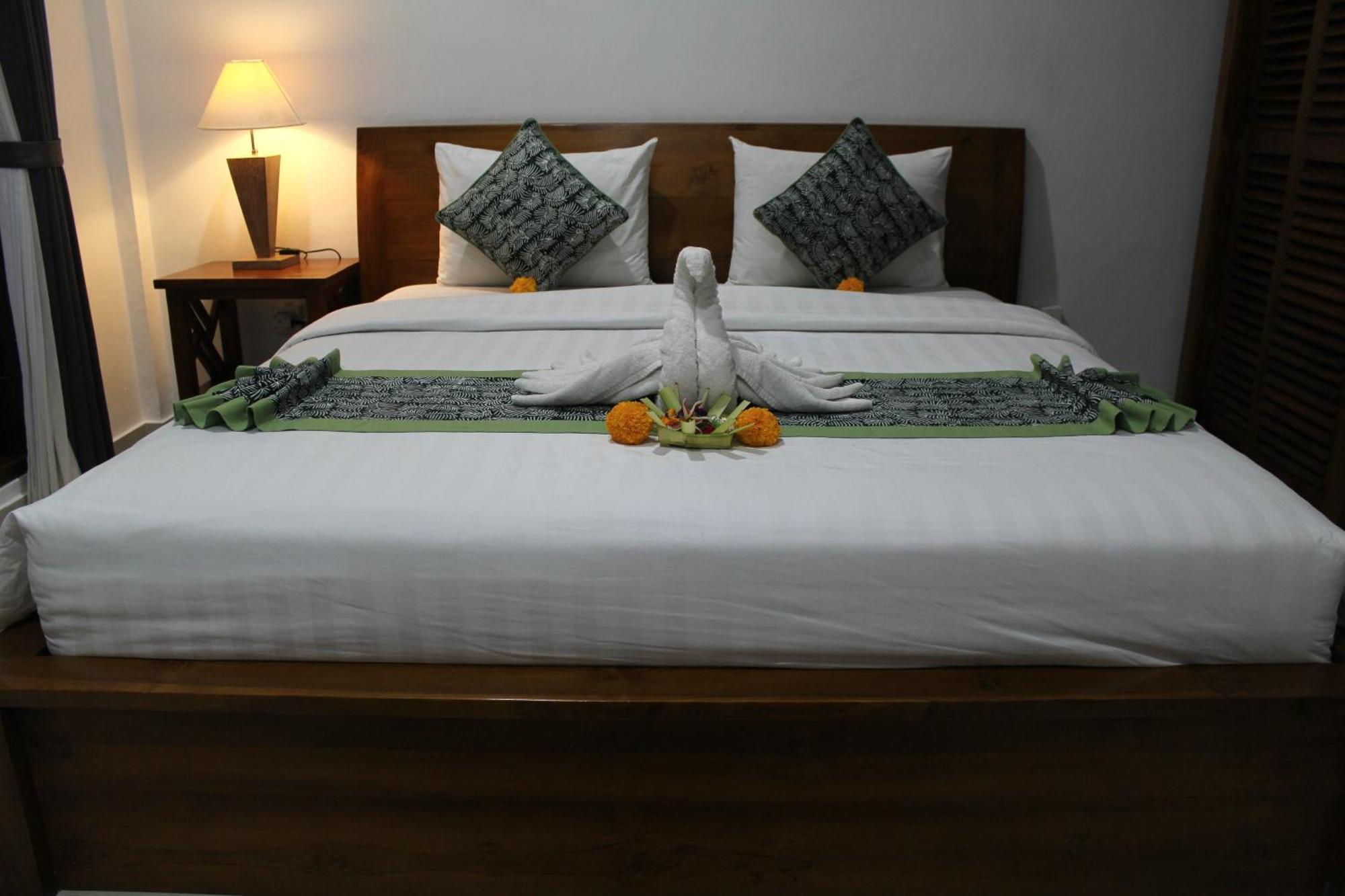 Hanaka Riverside Ubud Экстерьер фото