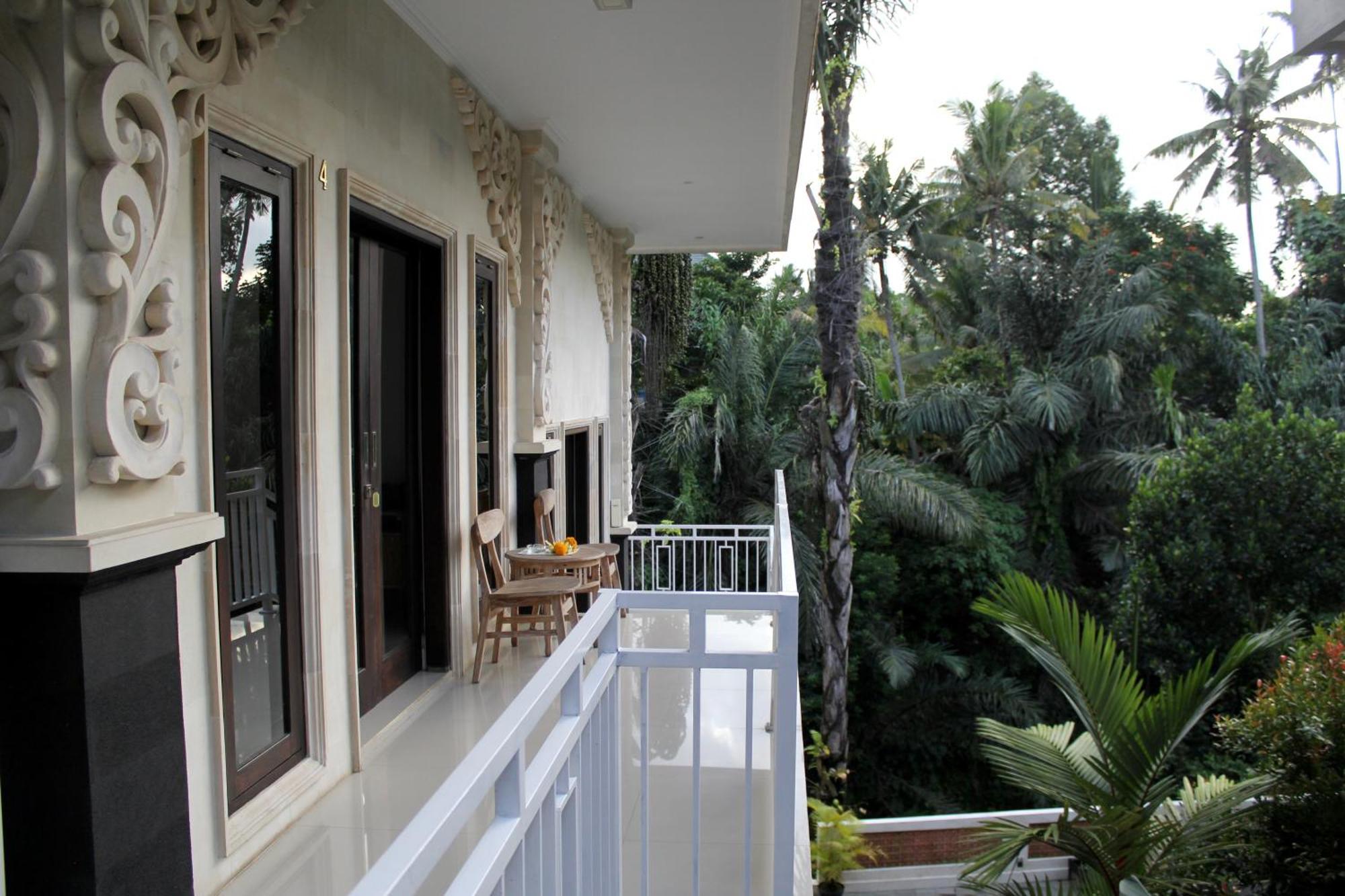 Hanaka Riverside Ubud Экстерьер фото