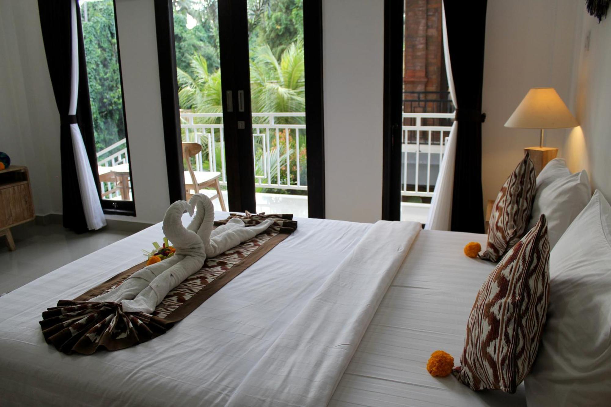 Hanaka Riverside Ubud Экстерьер фото
